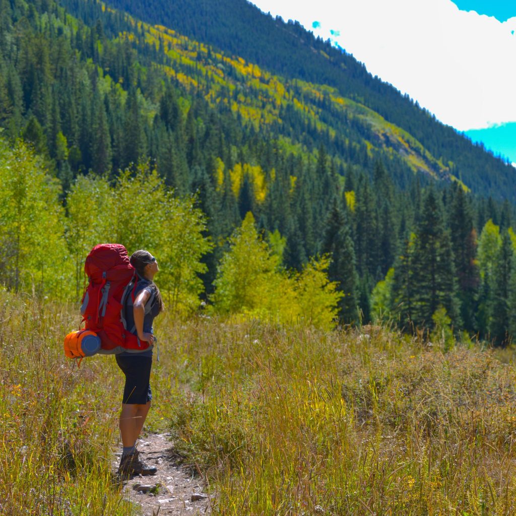 hiking packing list for day hikes and backpacking trips