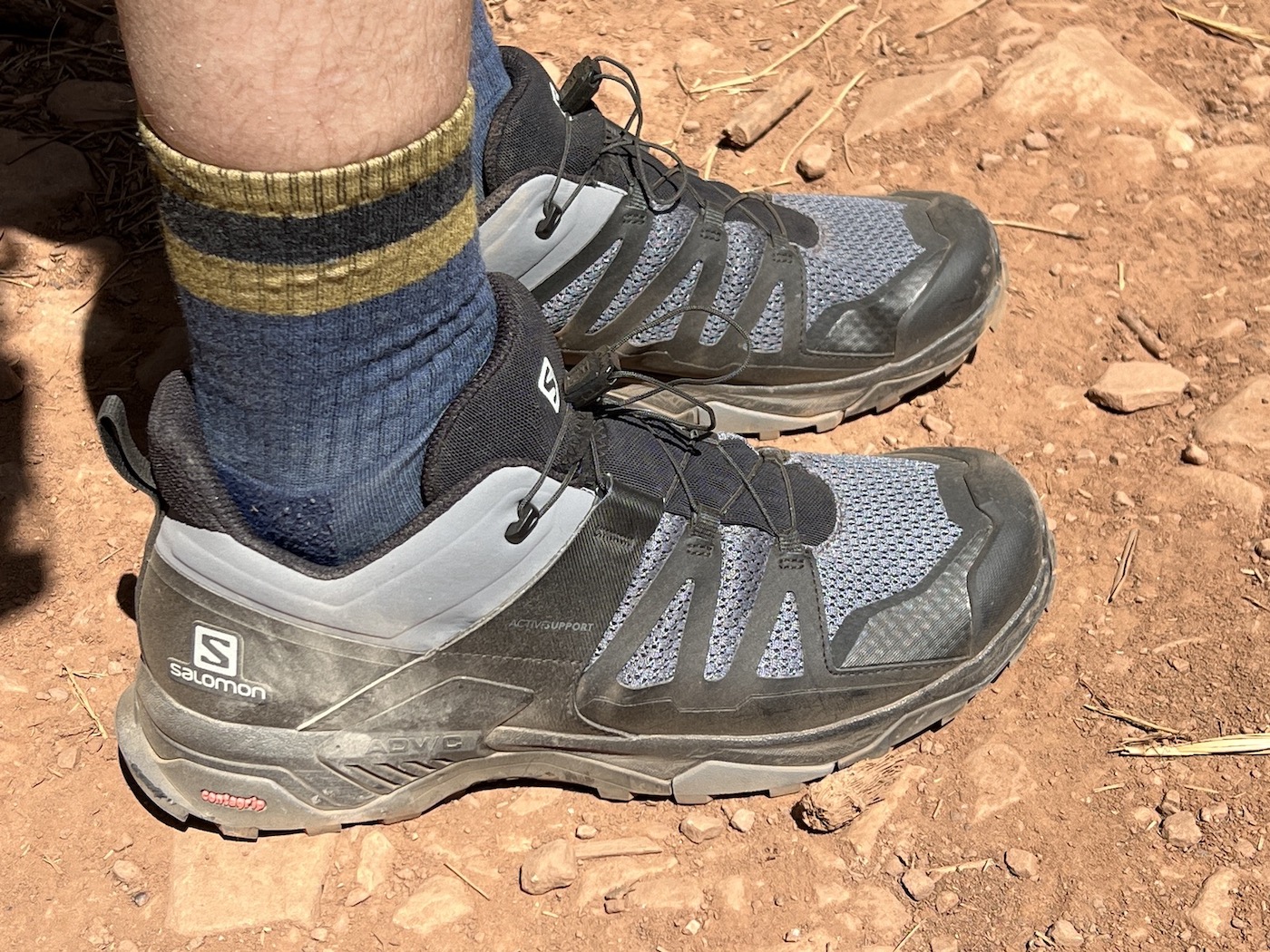 Salomon X Ultra 4 hiking shoes - side view