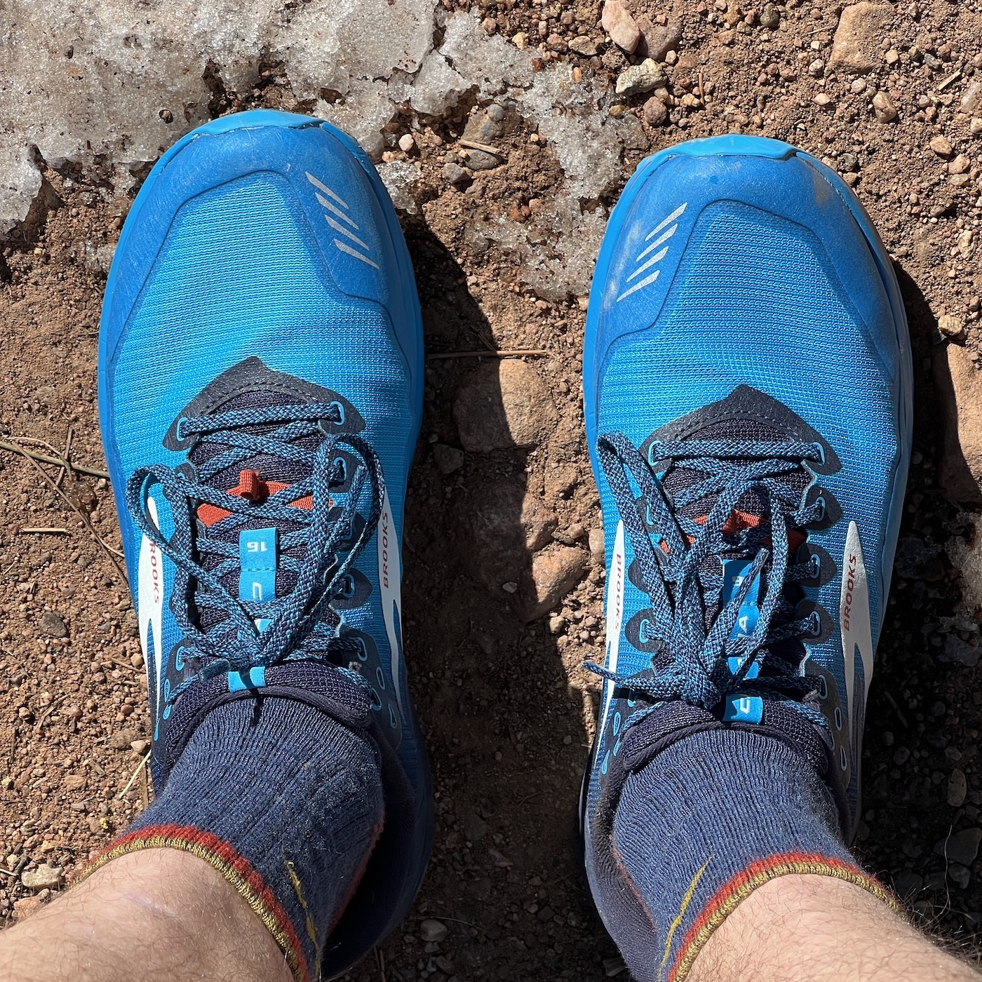 Brooks Cascadia 16 review - trail running shoes for hiking
