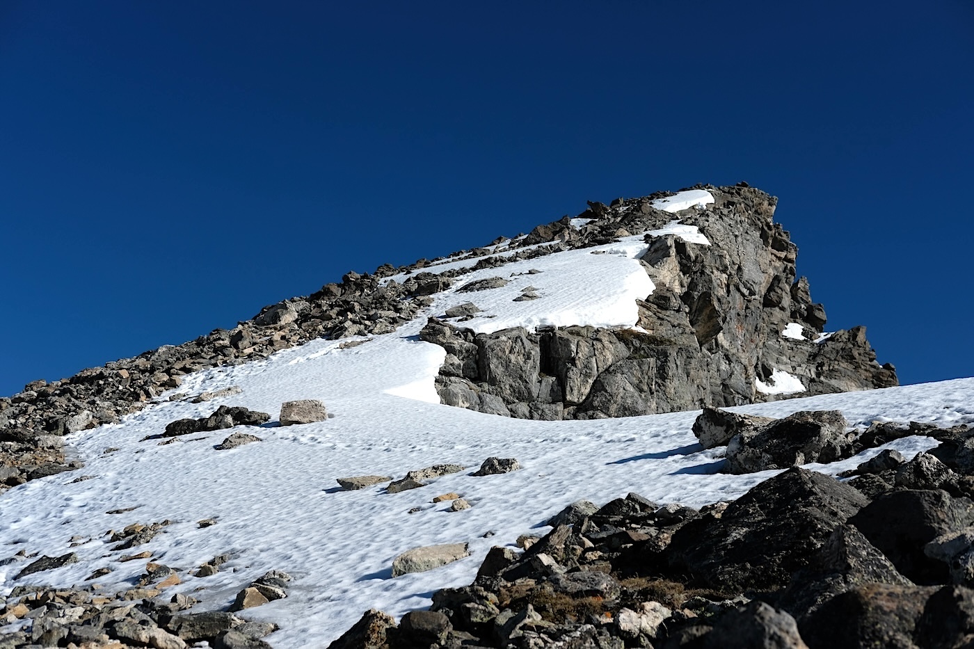 south arapaho peak nearing summit